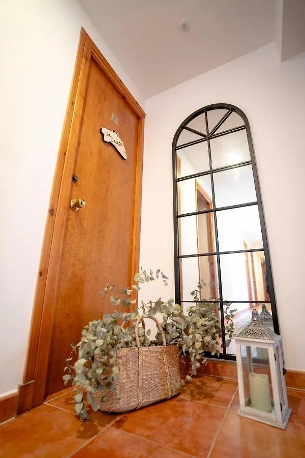 Hostal Sa Posada Set Cales シウタデリャ ホステル